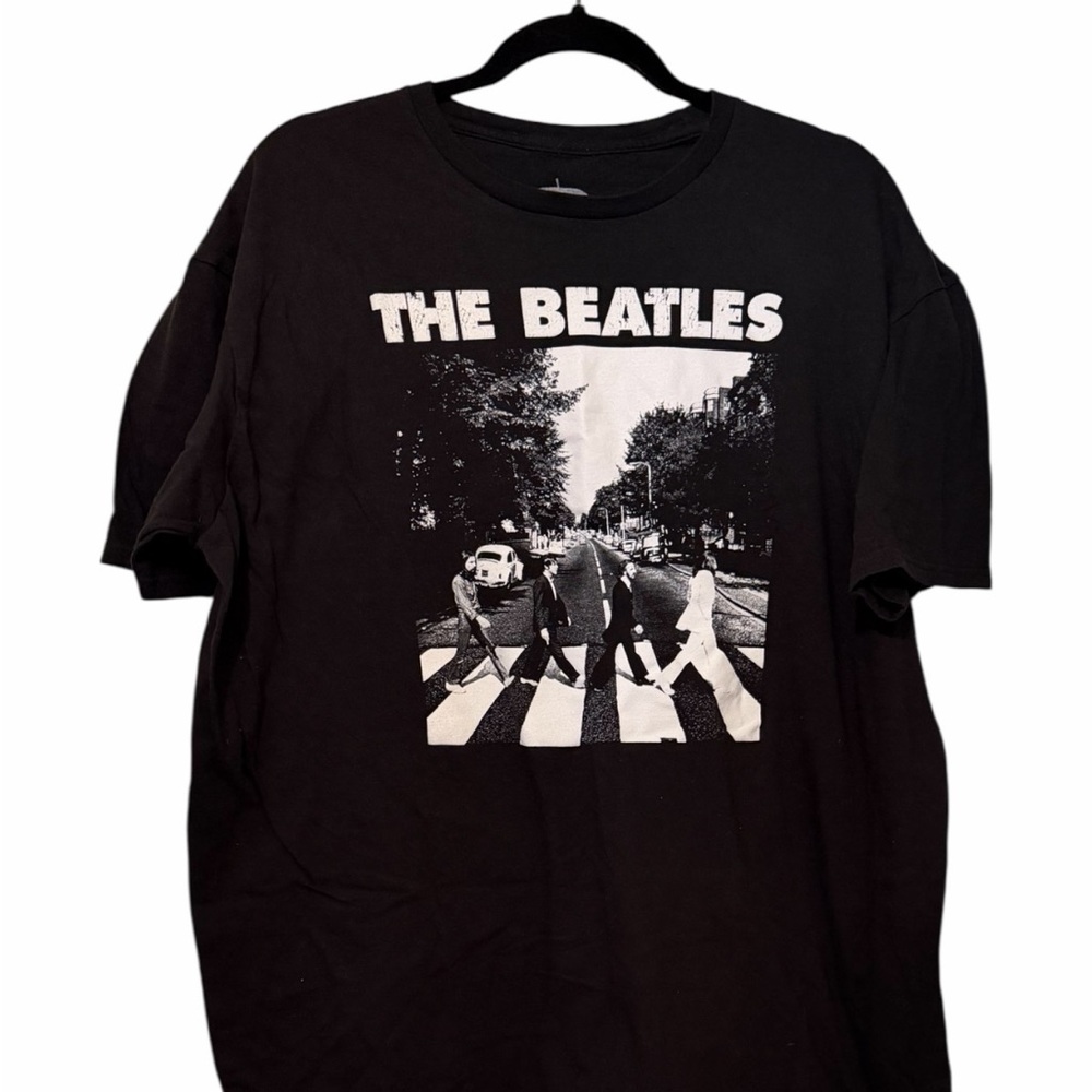 Hybrid Apparel Black Graphic Tee with White The Beatles Abbey Road Print